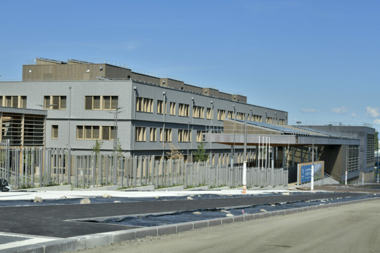 region auvergne rhone alpes nouveau lycee 768x512